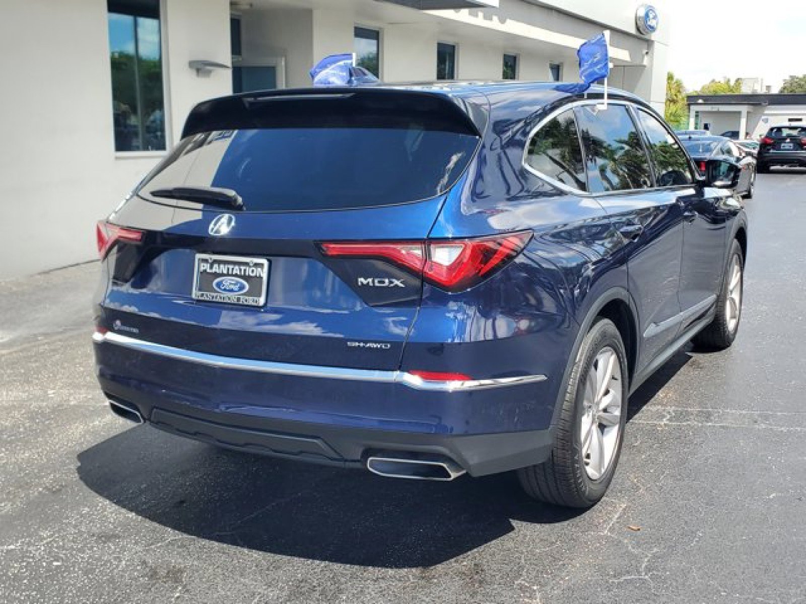Used 2023 Acura MDX SH-AWD image 8