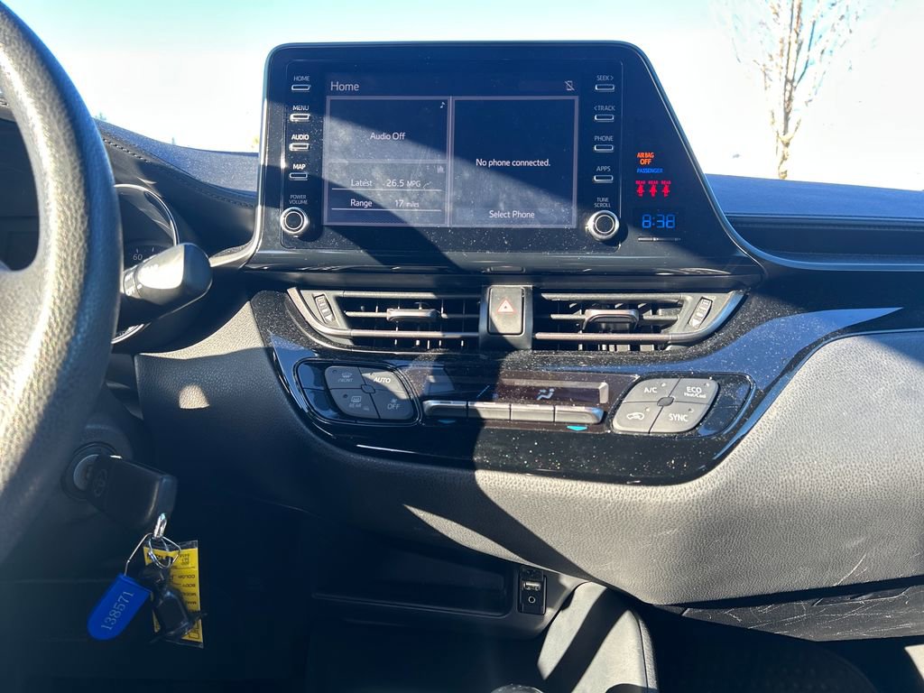 Used 2019 Toyota C-HR LE FWD image 26