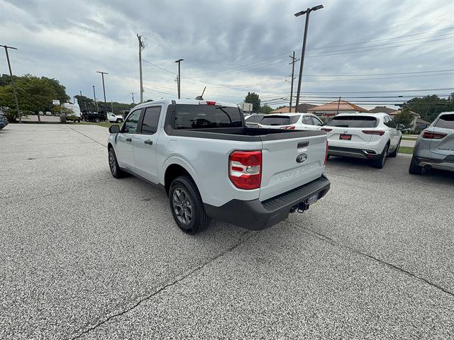 Certified 2025 Ford Maverick XLT w/ XLT Luxury Package AWD/4WD image 3