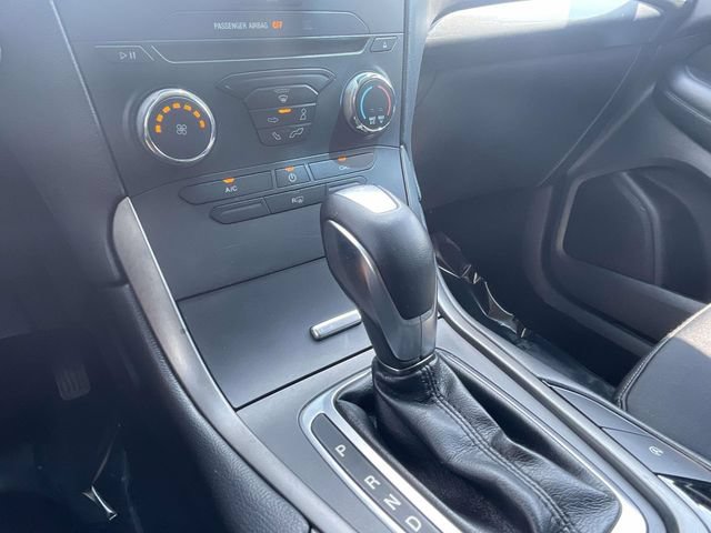 Certified 2018 Ford Edge SE w/ Cargo Accessory Package FWD image 20