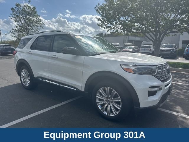 Certified 2021 Ford Explorer Limited w/ Equipment Group 301A image 3