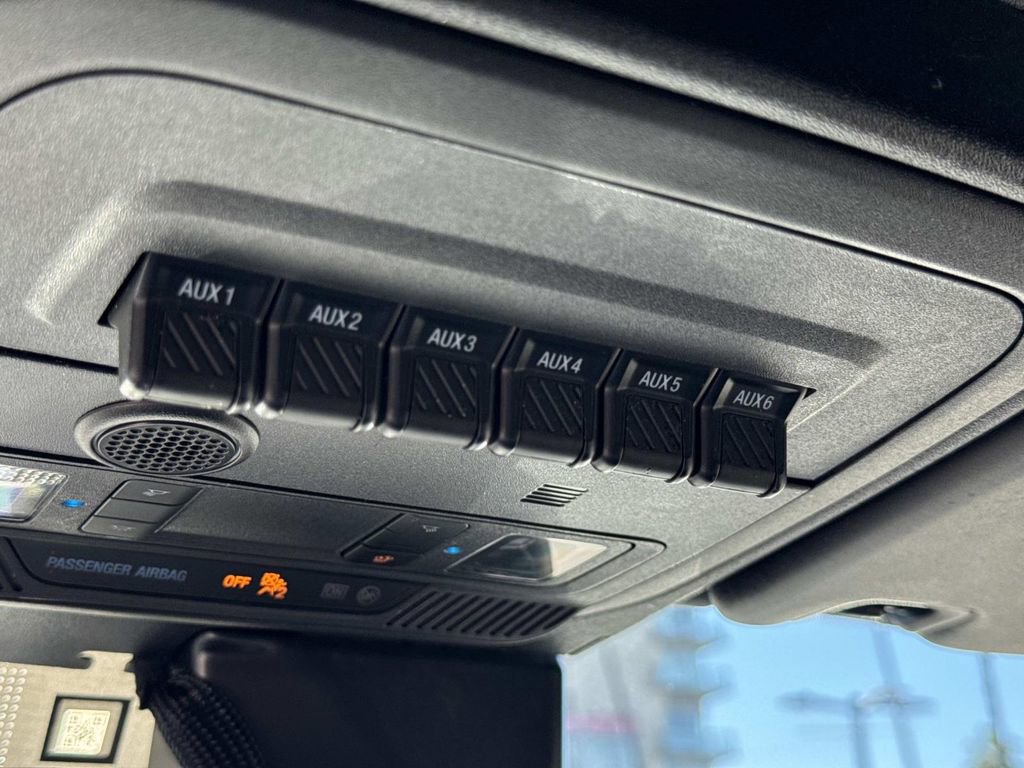 Certified 2024 Ford Bronco Raptor w/ Interior Carbon Fiber Pack 6 image 32