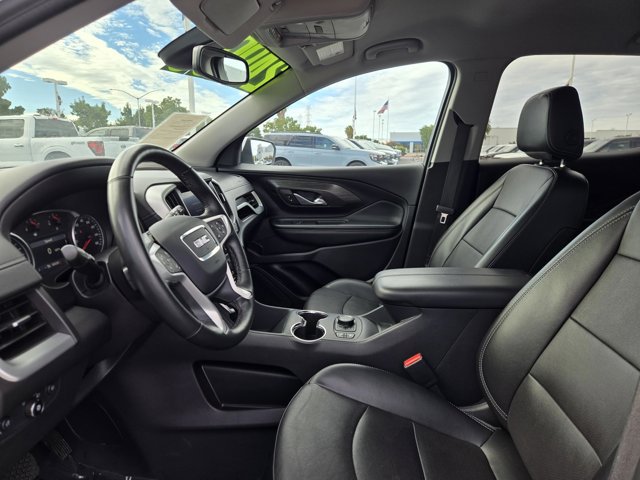 Used 2024 GMC Terrain SLT AWD/4WD image 26