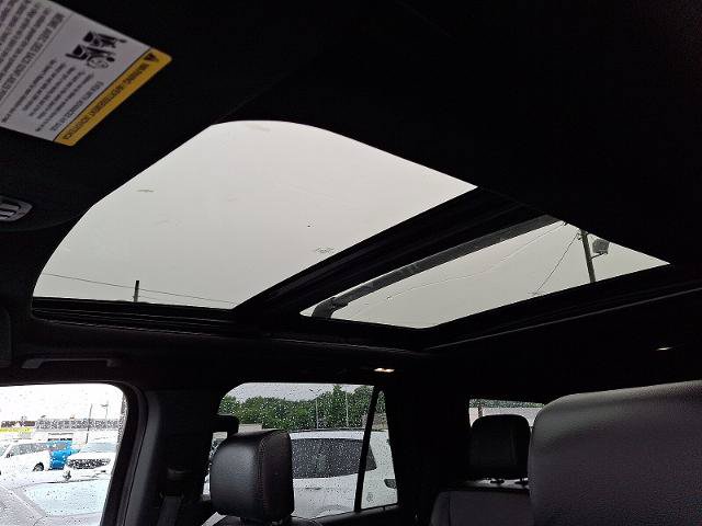 Certified 2020 Ford Expedition XLT w/ Equipment Group 202A AWD/4WD image 14