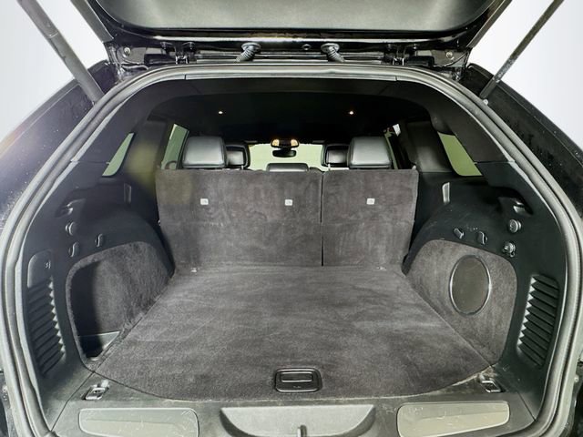 Used 2019 Jeep Grand Cherokee Limited w/ Trailer Tow Group IV image 31