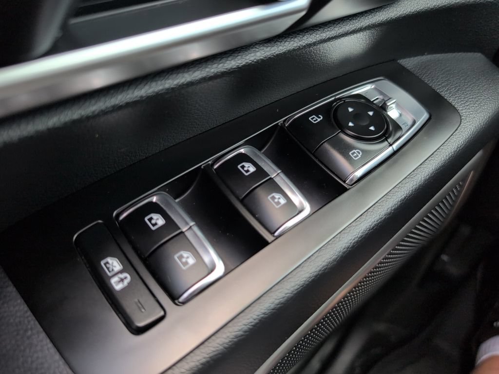 Used 2025 Kia Telluride S FWD image 26