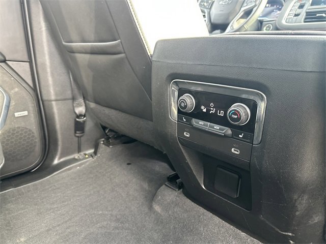 Used 2023 Chevrolet Suburban RST w/ Sport Performance Package image 41