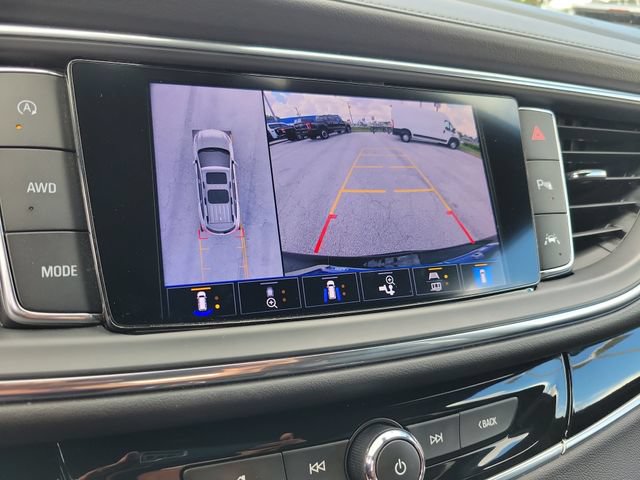 Used 2022 Buick Enclave Avenir w/ Avenir Technology Package AWD/4WD image 36