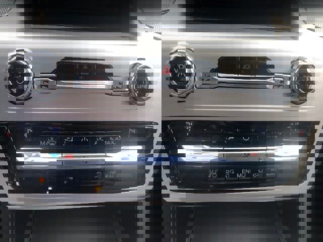 Certified 2021 Ford Explorer XLT w/ Equipment Group 202A image 12