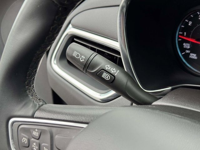 Used 2024 Chevrolet Equinox LT FWD image 27