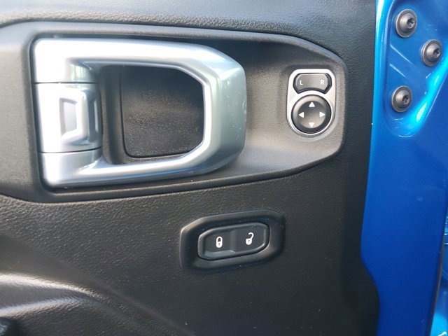 Used 2021 Jeep Wrangler Willys image 13