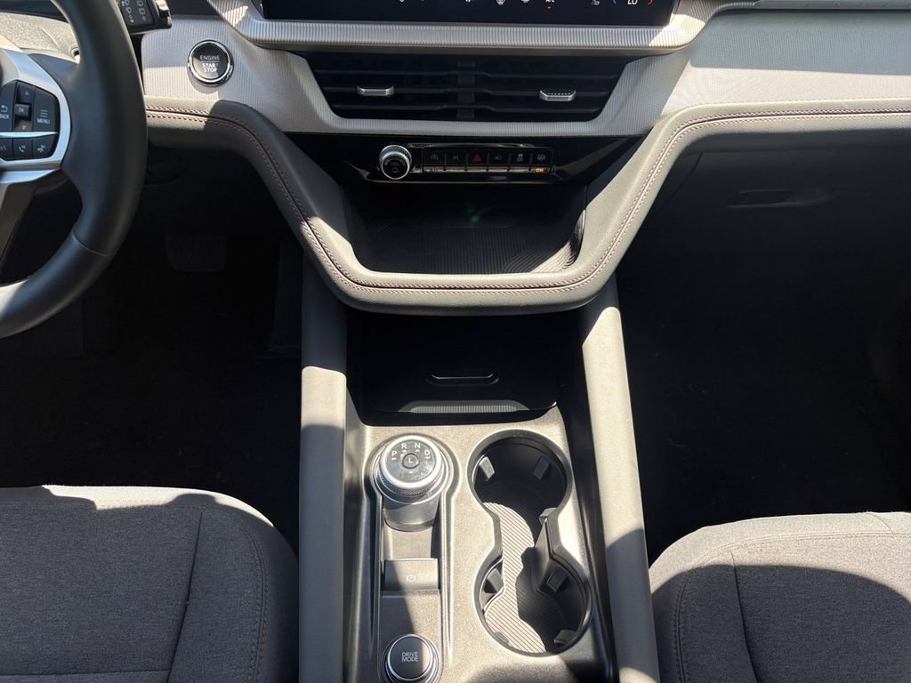 Certified 2025 Ford Explorer Active AWD/4WD image 19