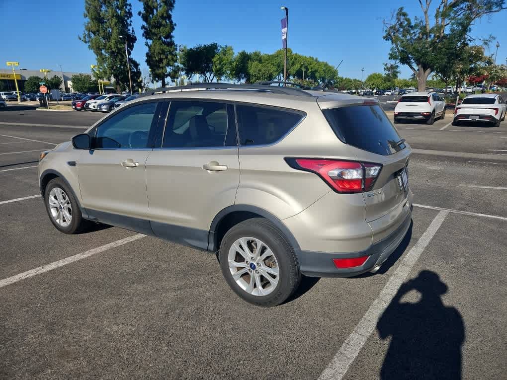 Certified 2018 Ford Escape SEL w/ Ford Safe & Smart Package FWD image 6