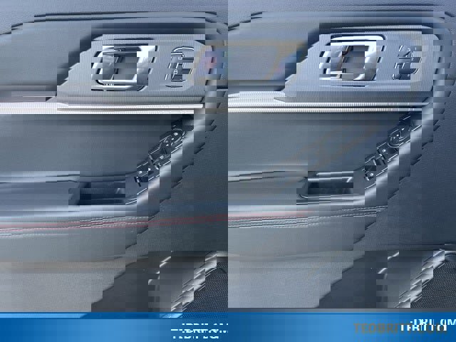 Certified 2026 Ford Explorer ST-Line w/ ST-Line Street Pack image 44