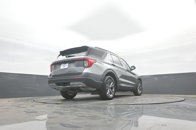 Certified 2025 Ford Explorer Active w/ Active Comfort Package AWD/4WD image 39