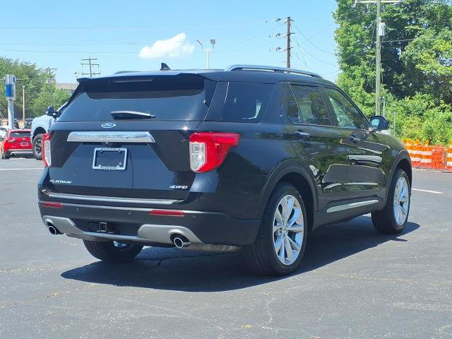 Certified 2023 Ford Explorer Platinum w/ Technology Package AWD/4WD image 5