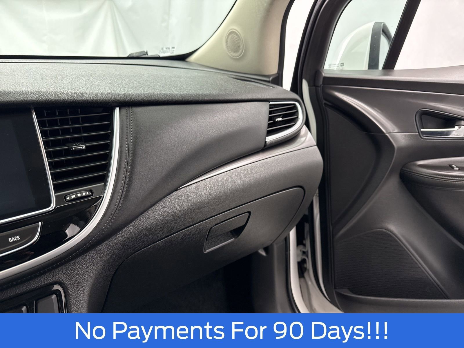 Used 2019 Buick Encore Essence image 21