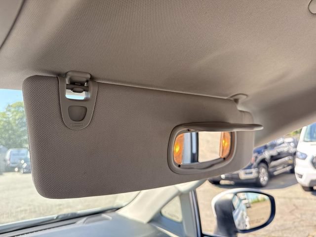 Used 2023 Chrysler Voyager LX FWD image 29