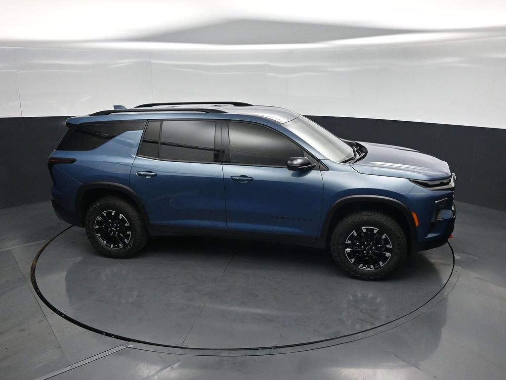 Used 2025 Chevrolet Traverse Z71 w/ Driver Confidence Package AWD/4WD image 46
