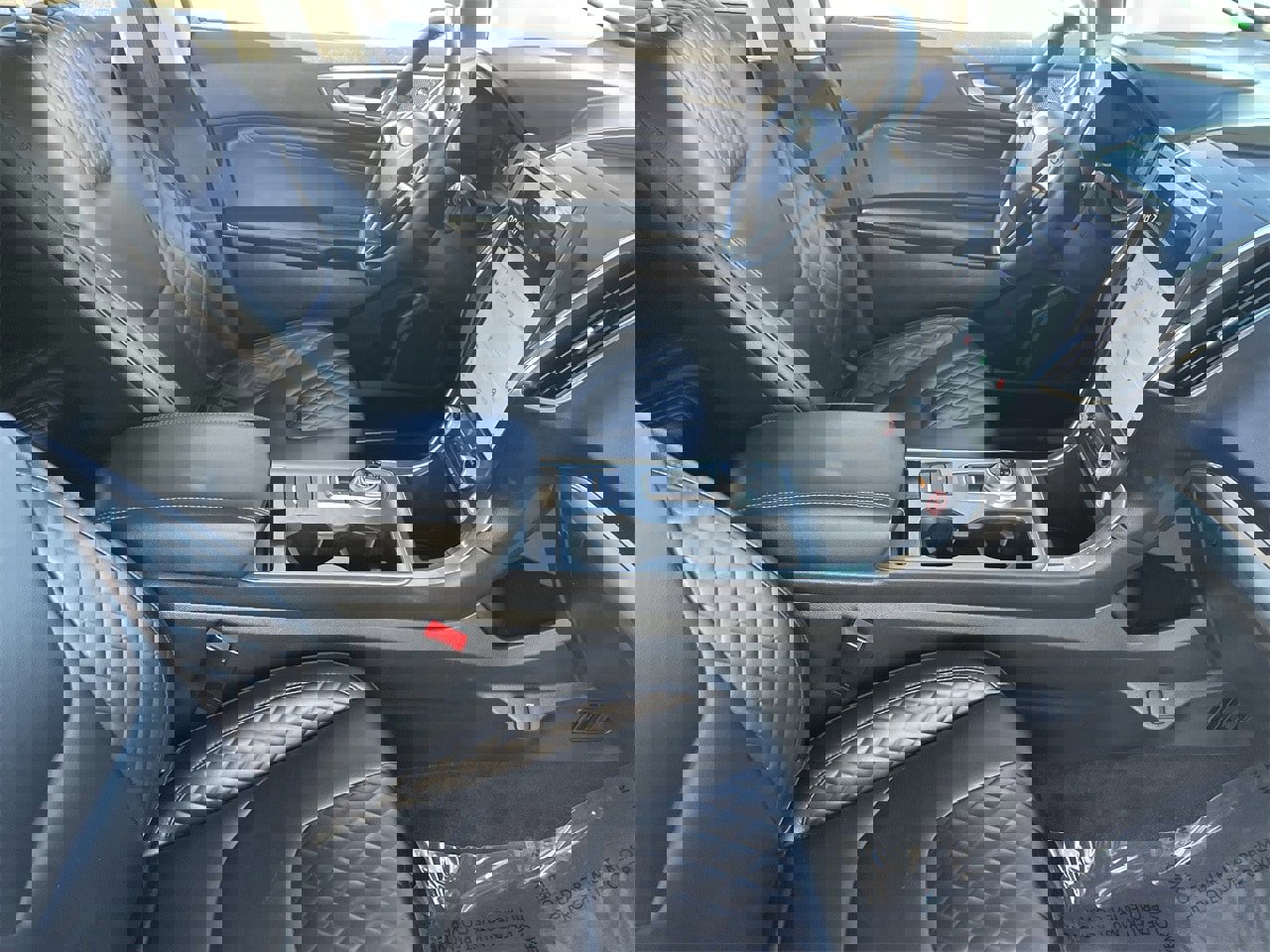 Certified 2024 Ford Edge Titanium image 12