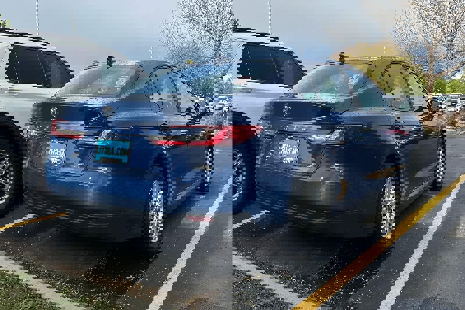 Used 2025 Toyota Camry LE image 4