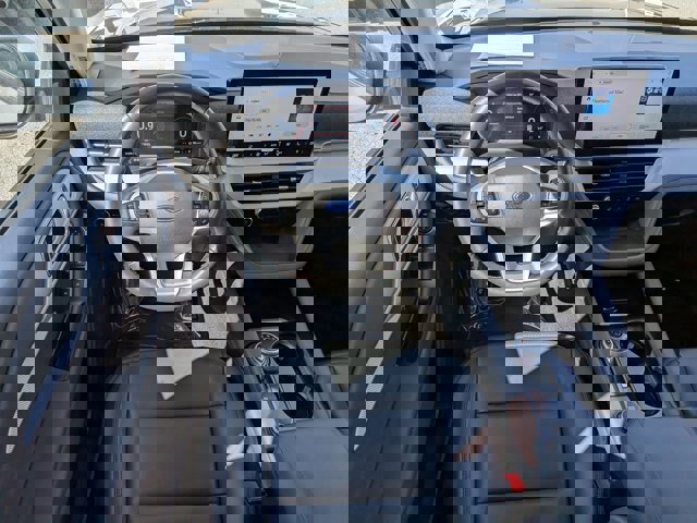 Certified 2025 Ford Explorer Active w/ Active Comfort Package image 29