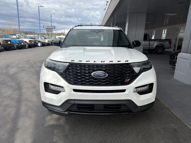 Certified 2021 Ford Explorer ST w/ ST Street Pack image 7