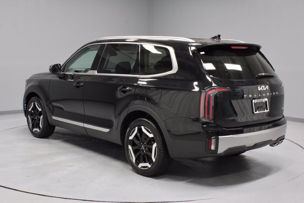 Used 2025 Kia Telluride EX AWD/4WD image 10