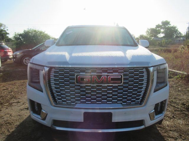 Used 2023 GMC Yukon Denali image 4