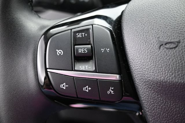Certified 2024 Ford Escape Active AWD/4WD image 17