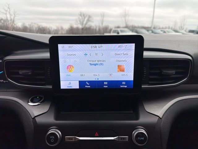 Certified 2020 Ford Explorer XLT w/ Equipment Group 202A image 29