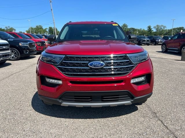 Certified 2023 Ford Explorer XLT w/ Equipment Group 202A AWD/4WD image 2