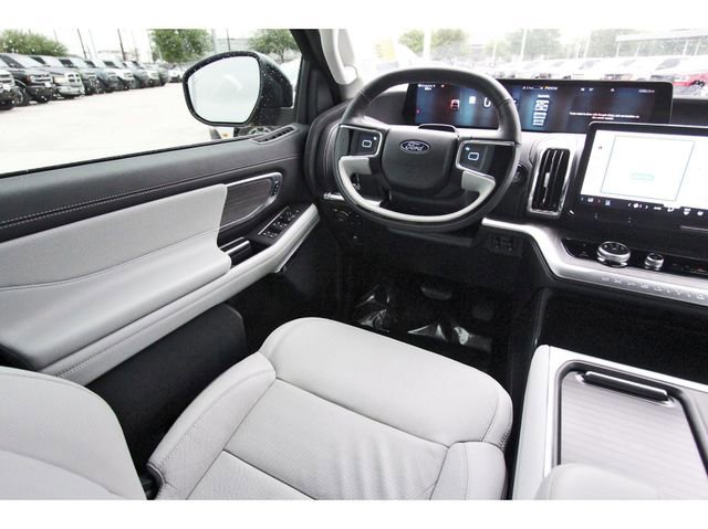 Certified 2025 Ford Expedition Max Platinum w/ Platinum Ultimate Package image 7