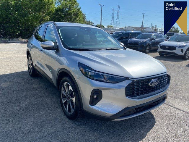 Certified 2024 Ford Escape Platinum w/ Premium Technology Package