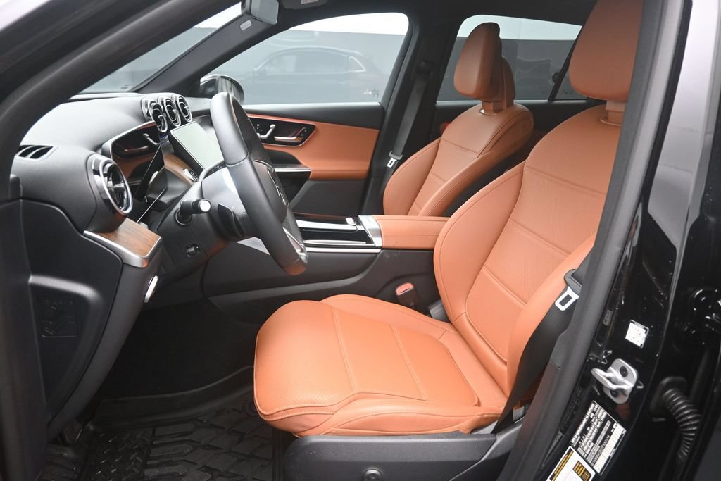Used 2026 Mercedes-Benz GLC 300 image 18