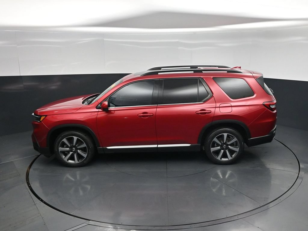 Used 2023 Honda Pilot Elite image 38