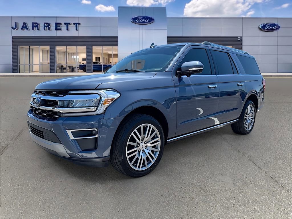 Certified 2023 Ford Expedition Max Limited RWD image 3