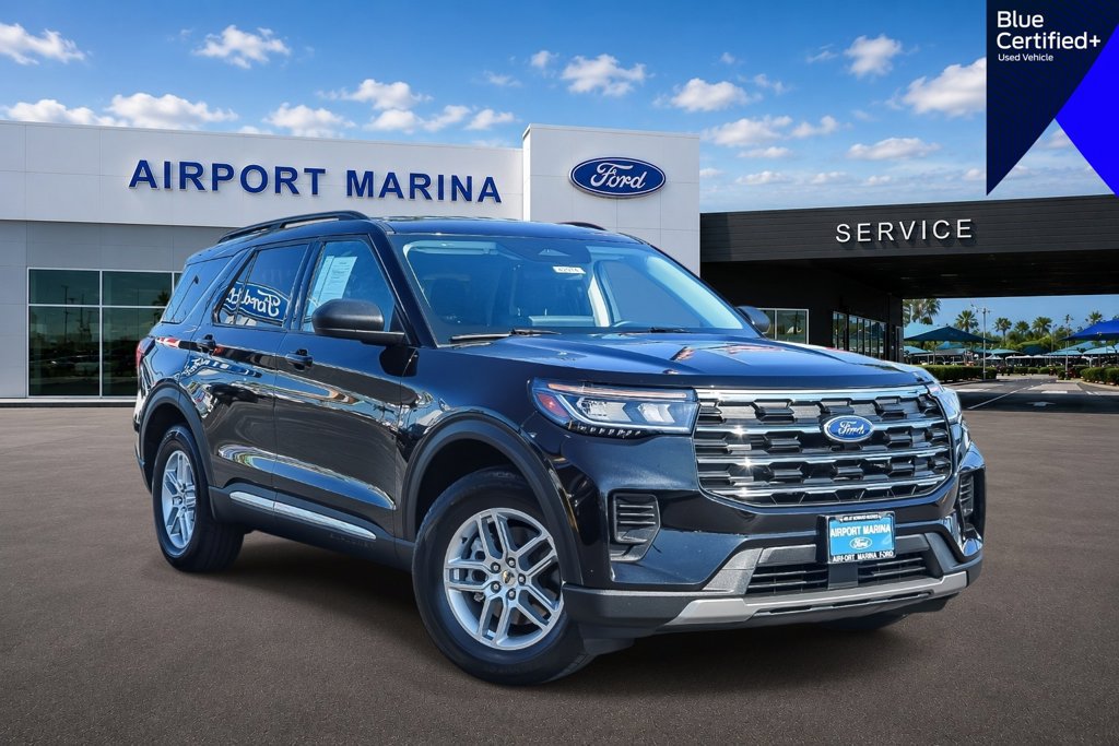 Certified 2025 Ford Explorer Active AWD/4WD image 1