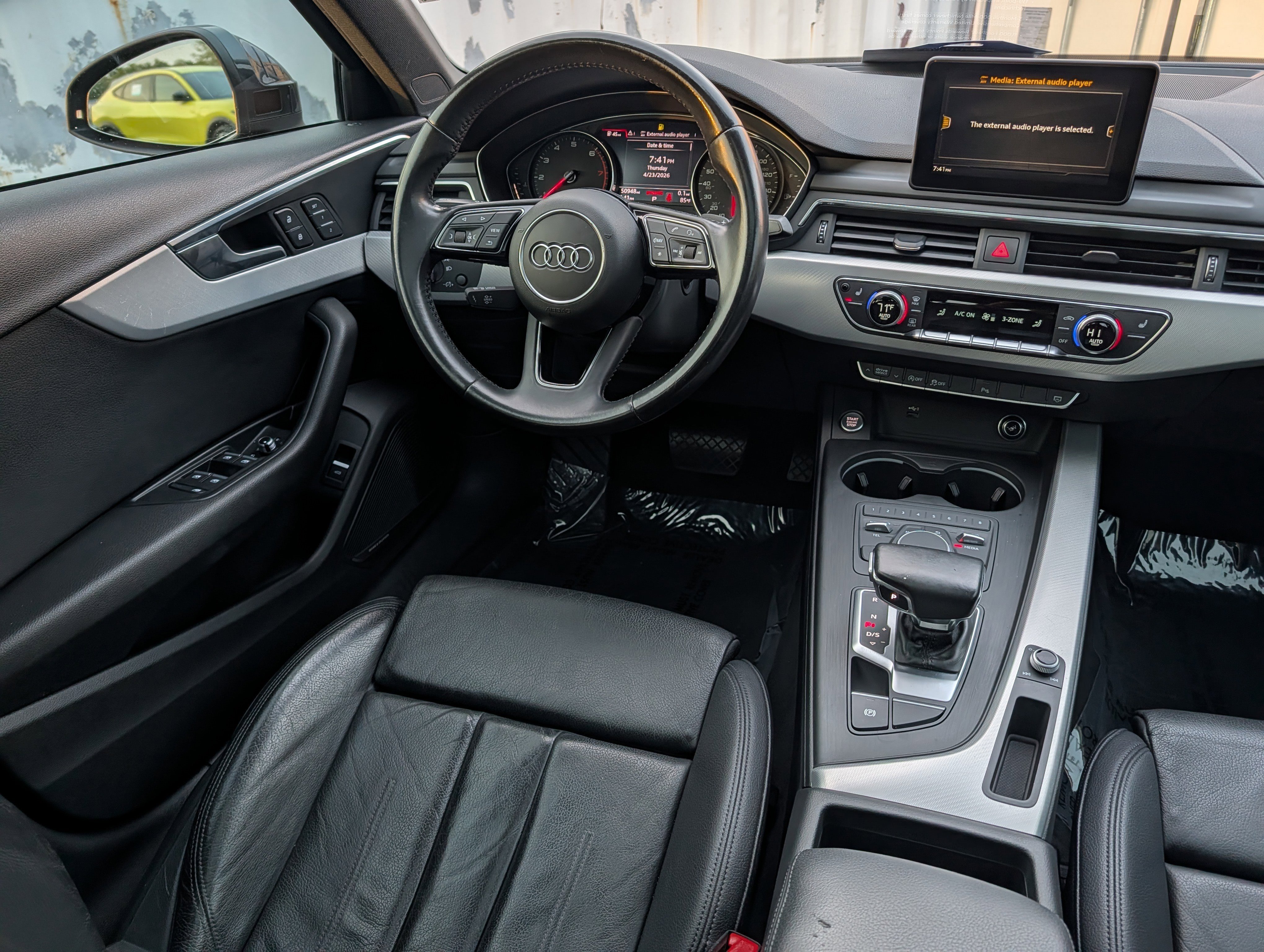 Used 2018 Audi A4 2.0T Ultra Premium Plus w/ Premium Plus Package FWD image 18