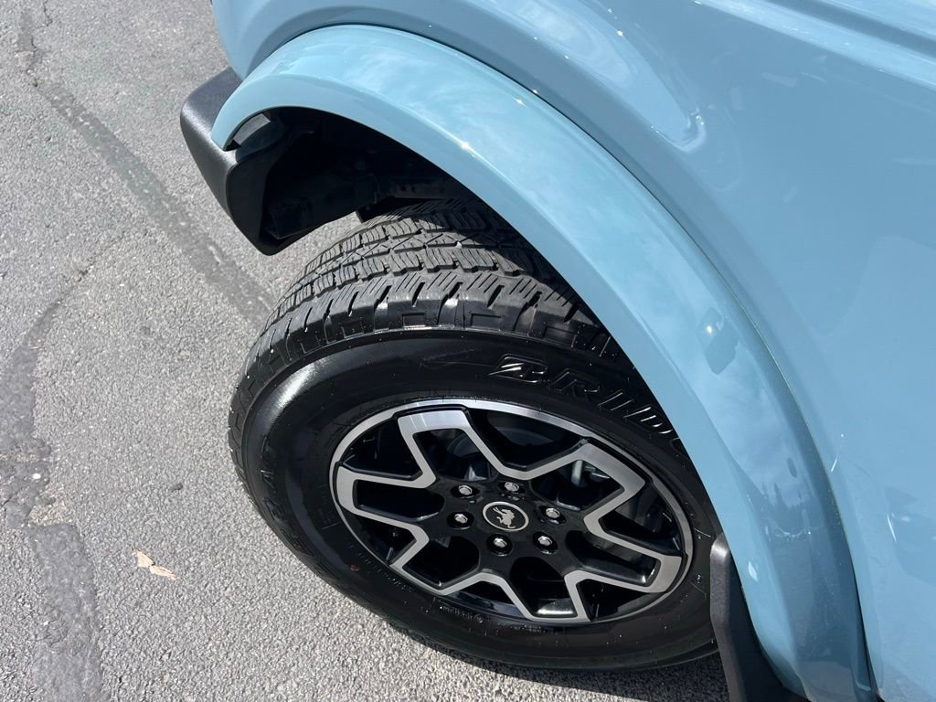 Certified 2023 Ford Bronco Outer Banks AWD/4WD image 3