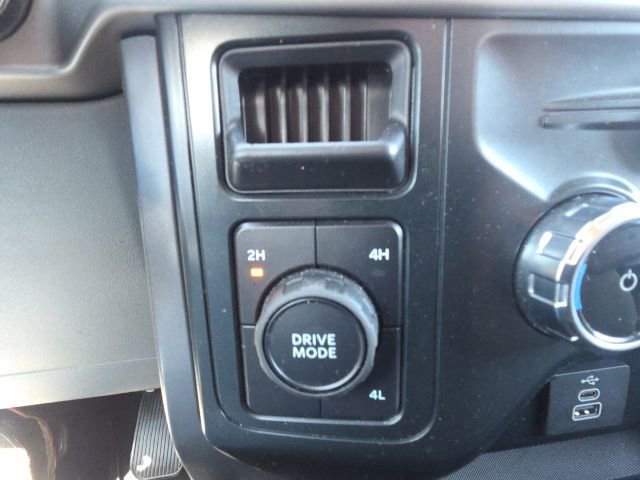 Certified 2025 Ford F150 XLT w/ Equipment Group 301A Standard image 29