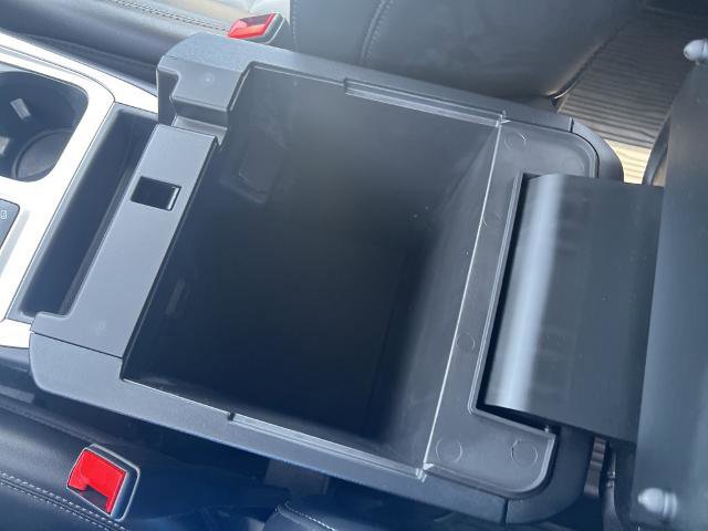 Certified 2022 Ford Explorer XLT w/ Equipment Group 202A image 32