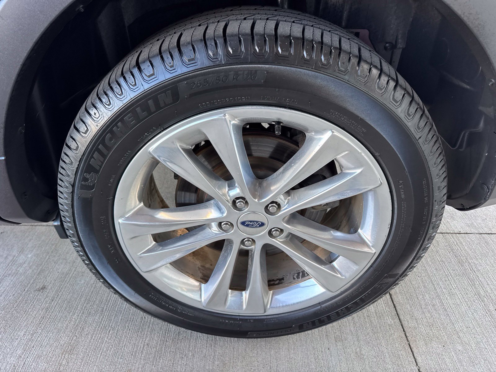 Certified 2019 Ford Explorer Limited w/ Ford Safe & Smart Package AWD/4WD image 20