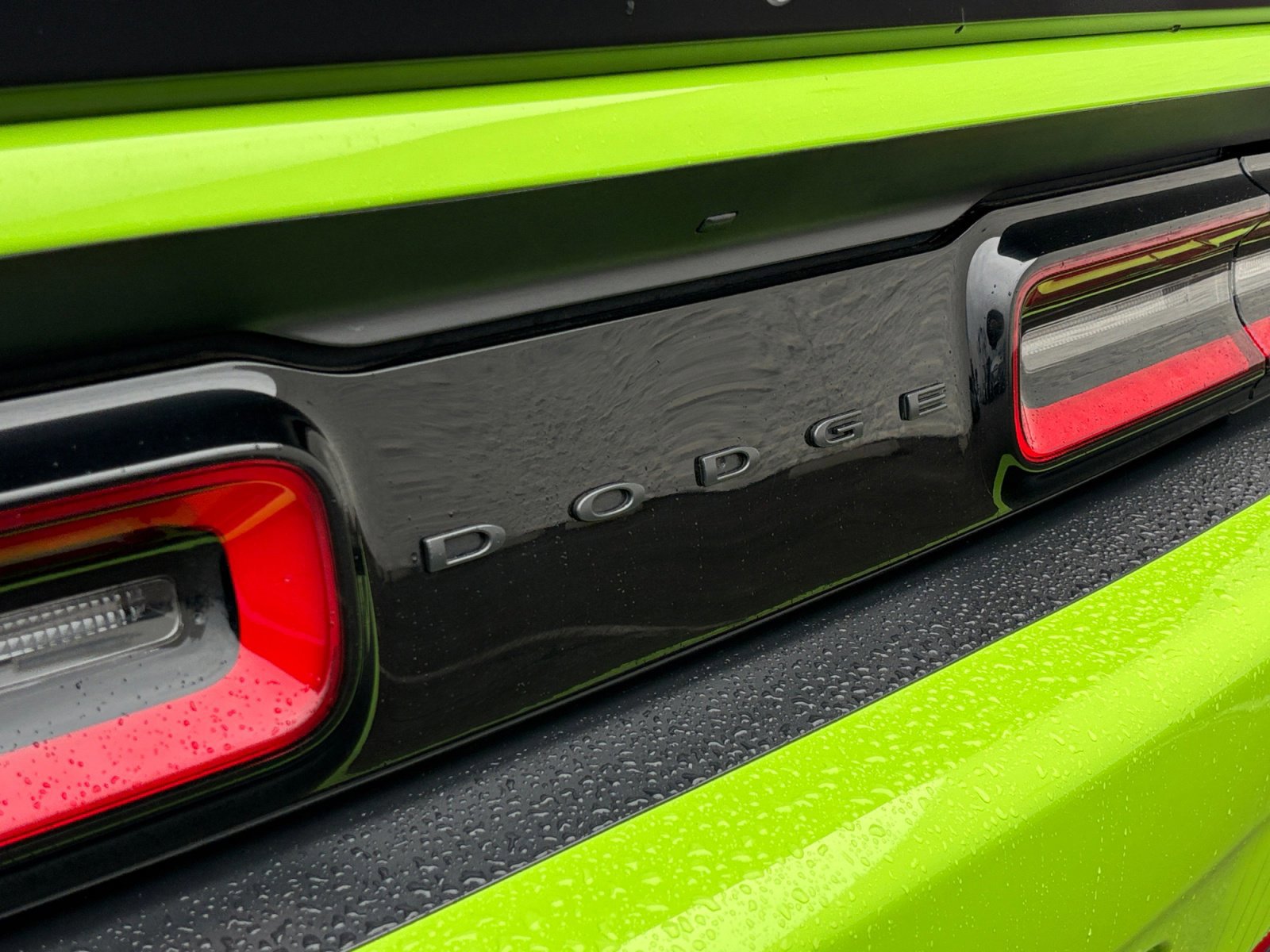 Used 2023 Dodge Challenger R/T w/ Blacktop Package image 21