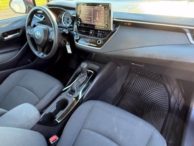 Used 2021 Toyota Corolla LE FWD image 20