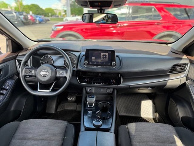 Used 2022 Nissan Rogue SV AWD/4WD video 2