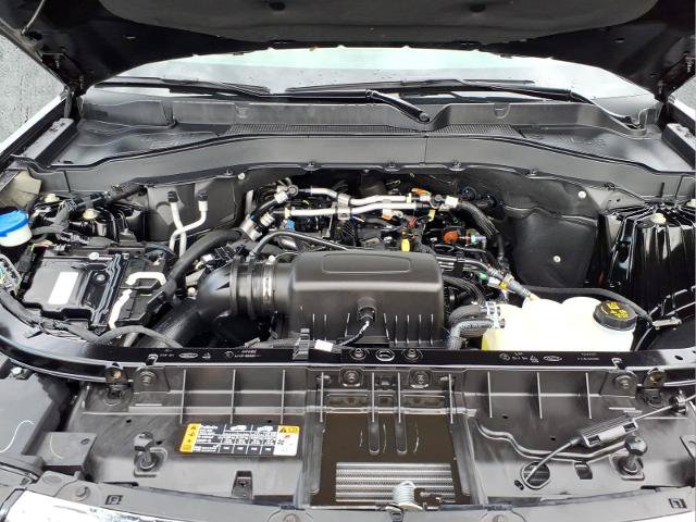 Certified 2022 Ford Explorer XLT w/ Equipment Group 202A AWD/4WD image 10