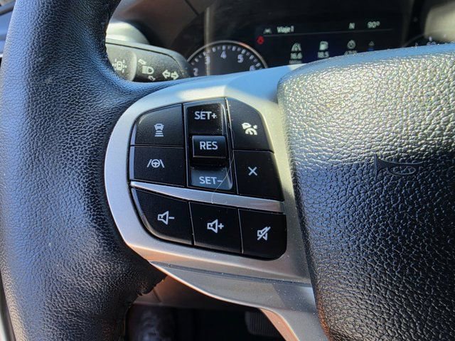 Certified 2023 Ford Explorer XLT w/ Equipment Group 202A RWD image 18