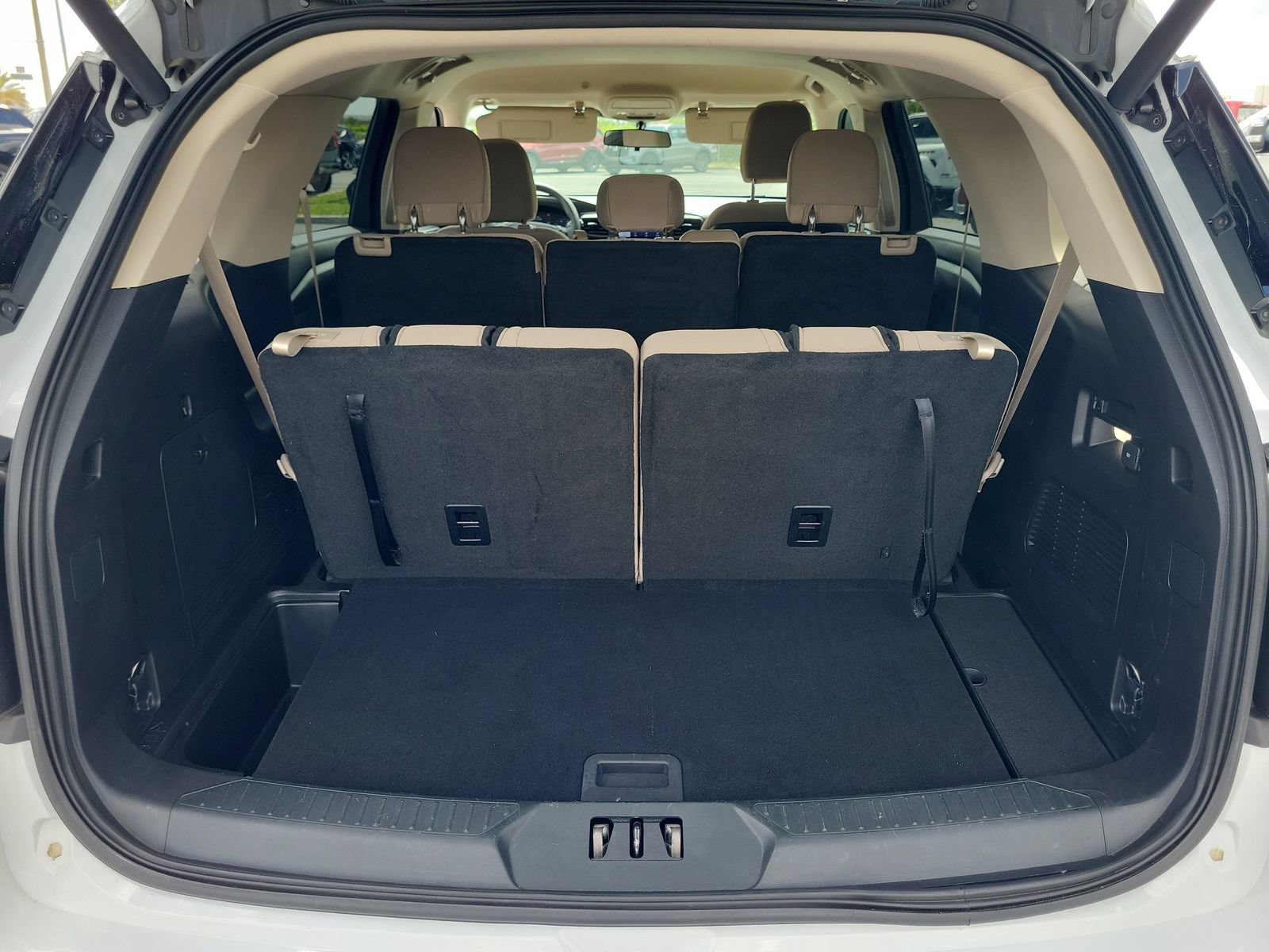 Certified 2020 Ford Explorer 2WD image 6
