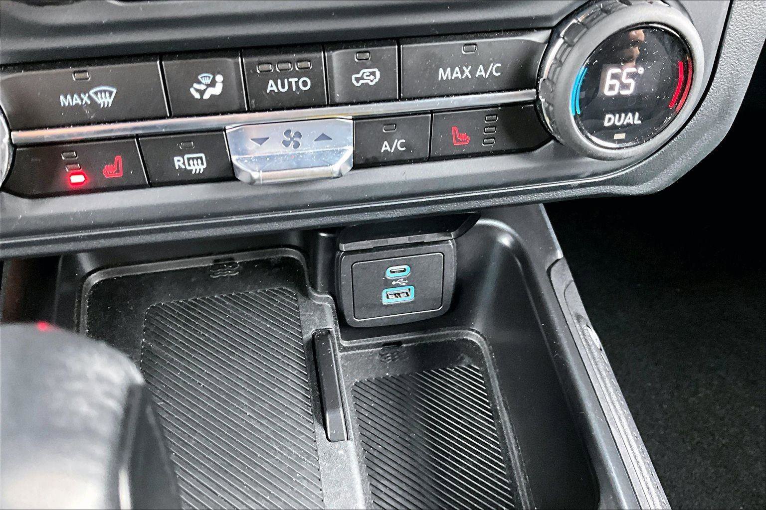 Certified 2025 Ford Bronco Big Bend image 23